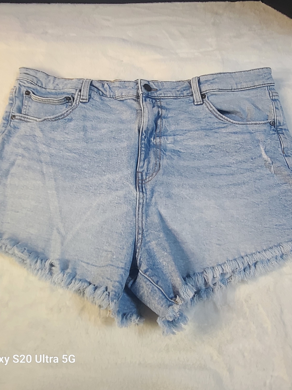 Light Blue Denim Frayed Hem Women’s Shorts